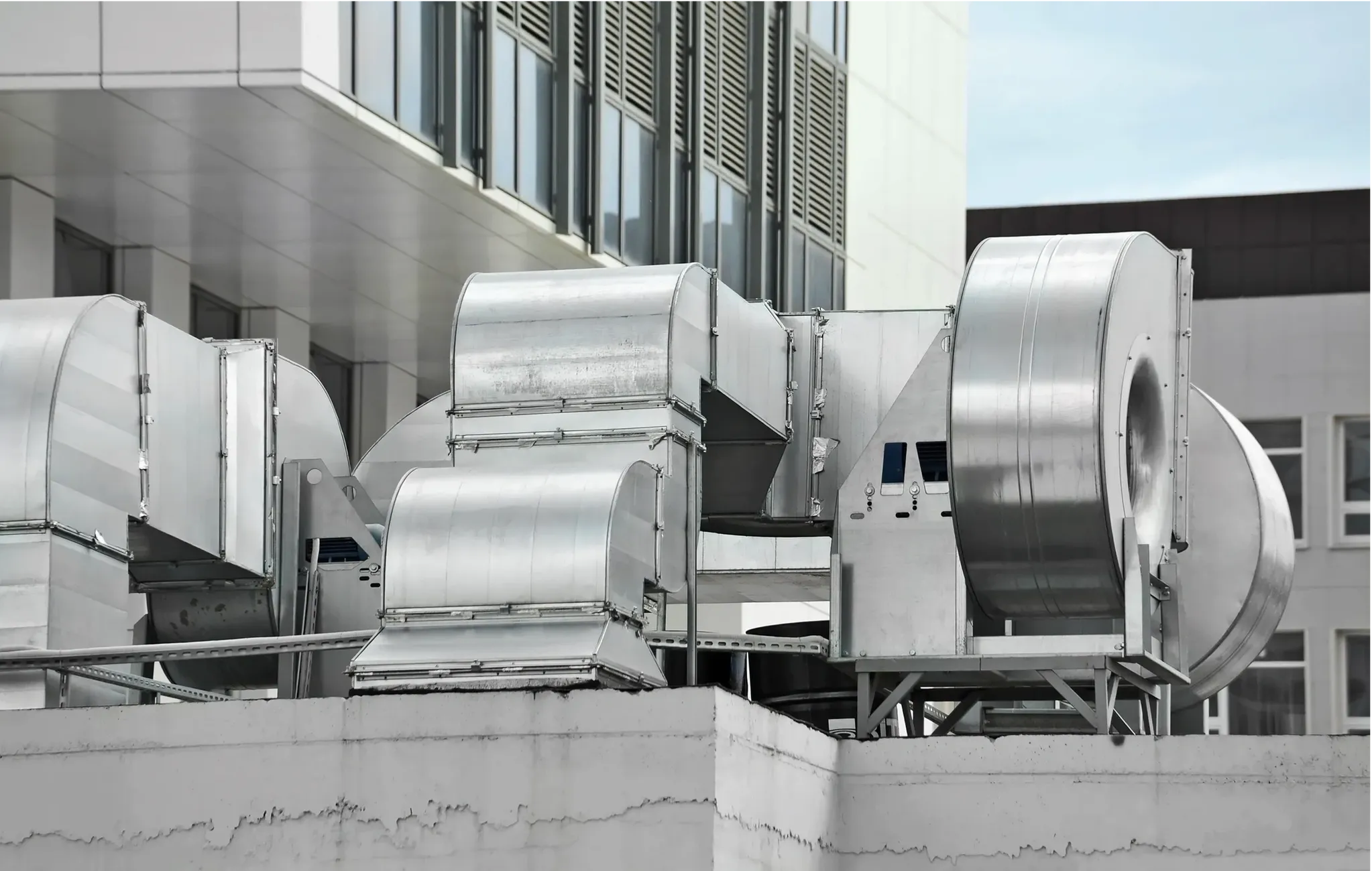 Ventilation system installed in a Greater Montreal warehouse